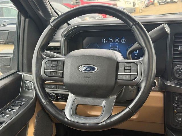 2023 Ford Super Duty F-450 DRW LARIAT 4WD Crew Cab 8' Box - 22999852 - 17