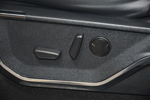 2023 Ford Super Duty F-450 DRW LARIAT 4WD Crew Cab 8' Box - 22999852 - 43