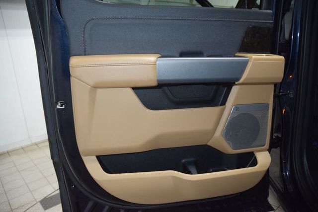 2023 Ford Super Duty F-450 DRW LARIAT 4WD Crew Cab 8' Box - 22999852 - 46