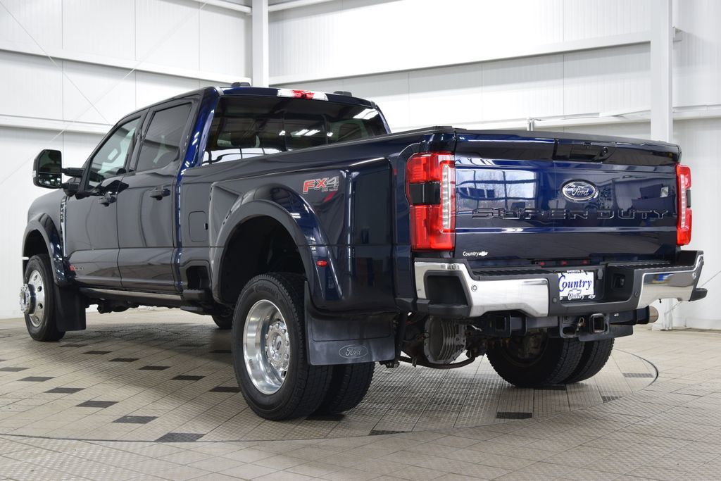 2023 Ford Super Duty F-450 DRW LARIAT 4WD Crew Cab 8' Box - 22999852 - 5