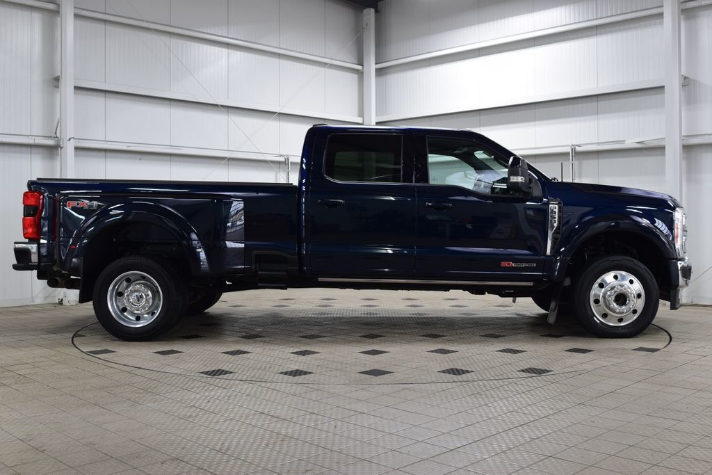 2023 Ford Super Duty F-450 DRW LARIAT 4WD Crew Cab 8' Box - 22999852 - 8