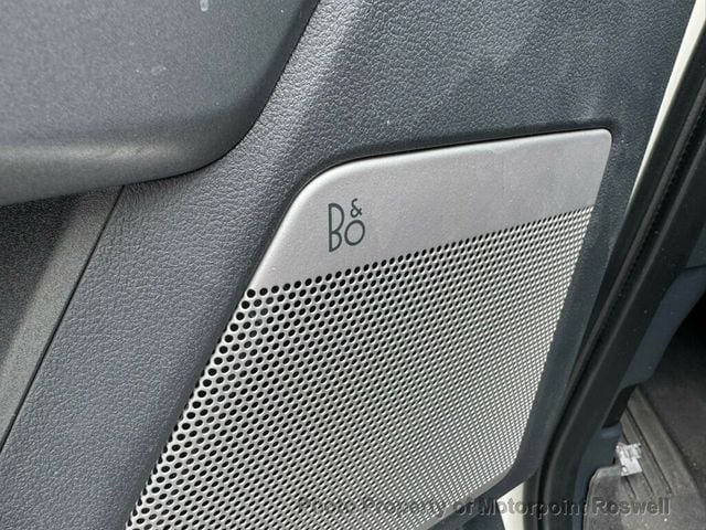 2023 Ford Super Duty F-450 DRW LARIAT 4WD Crew Cab 8' Box - 22813704 - 18