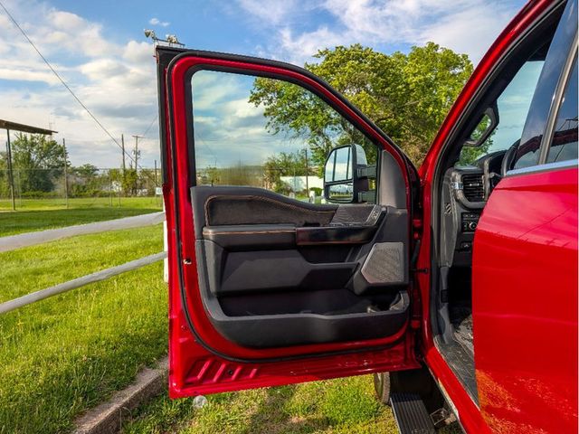 2023 Ford Super Duty F-450 DRW Platinum 4WD Crew Cab 8' Box - 23022320 - 8