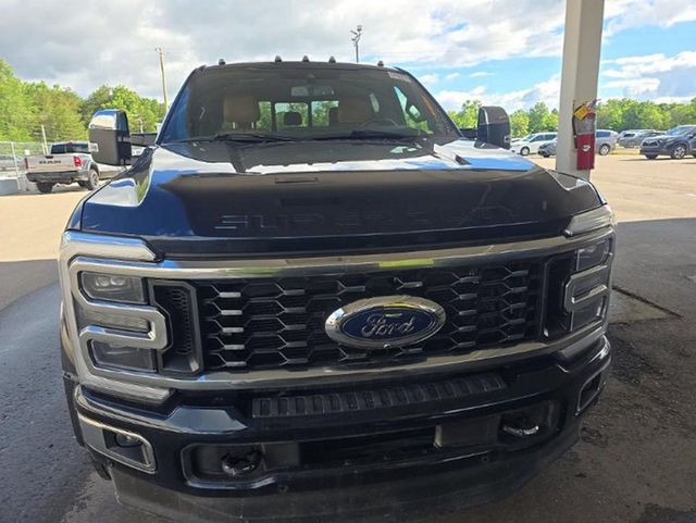 2023 Ford Super Duty F-450 DRW Platinum 4WD Crew Cab 8' Box - 23041866 - 2