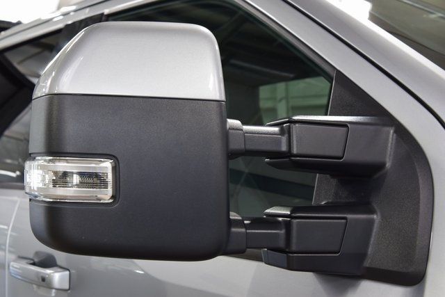 2023 Ford F-450 Lariat photo 9