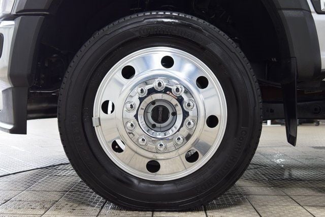 2023 Ford F-450 Lariat photo 12