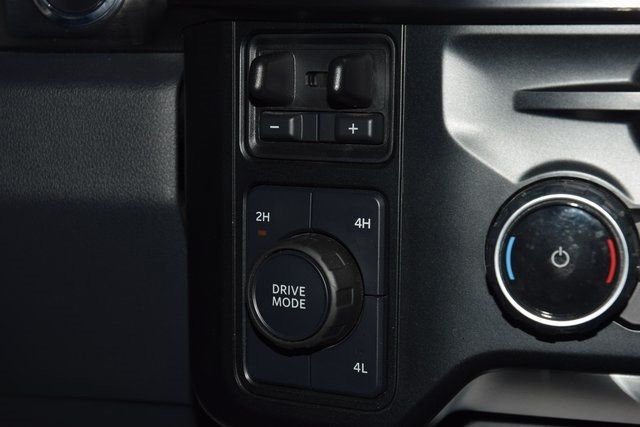2023 Ford F-450 Lariat photo 18