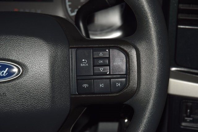 2023 Ford Super Duty F-550 DRW F550 CREW 4X4 * POWERSTROKE * 9' PLATFORM BED * 1 OWNER - 22942199 - 27