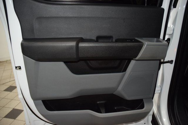 2023 Ford Super Duty F-550 DRW F550 CREW 4X4 * POWERSTROKE * 9' PLATFORM BED * 1 OWNER - 22942199 - 33