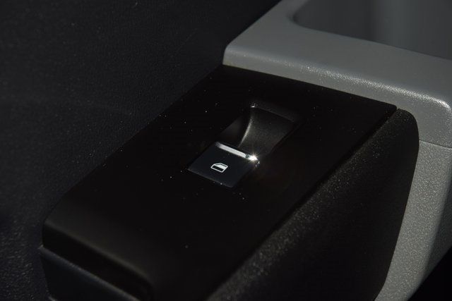 2023 Ford Super Duty F-550 DRW F550 CREW 4X4 * POWERSTROKE * 9' PLATFORM BED * 1 OWNER - 22942199 - 34