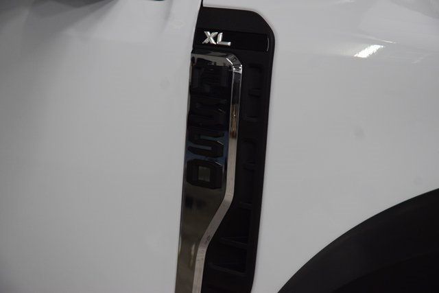 2023 Ford Super Duty F-550 DRW F550 CREW 4X4 * POWERSTROKE * 9' PLATFORM BED * 1 OWNER - 22942199 - 8