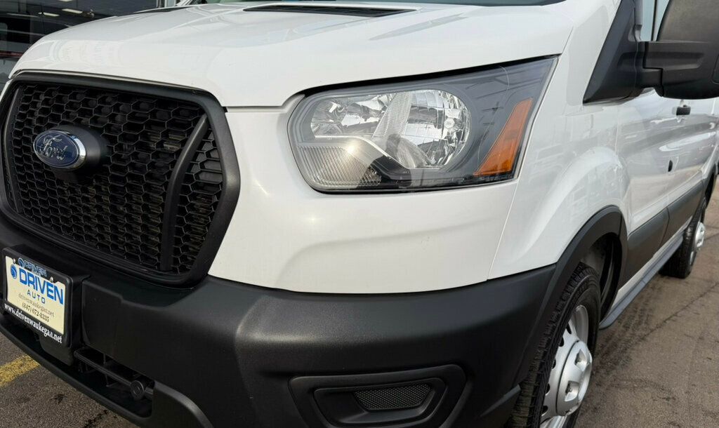 2023 Ford Transit Cargo Van T-150 130" Low Rf 8670 GVWR AWD - 22958599 - 9