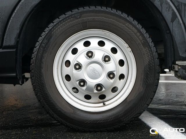 2023 Ford Transit Cargo Van T-250 130" Low Rf 9070 GVWR AWD - 22944638 - 10