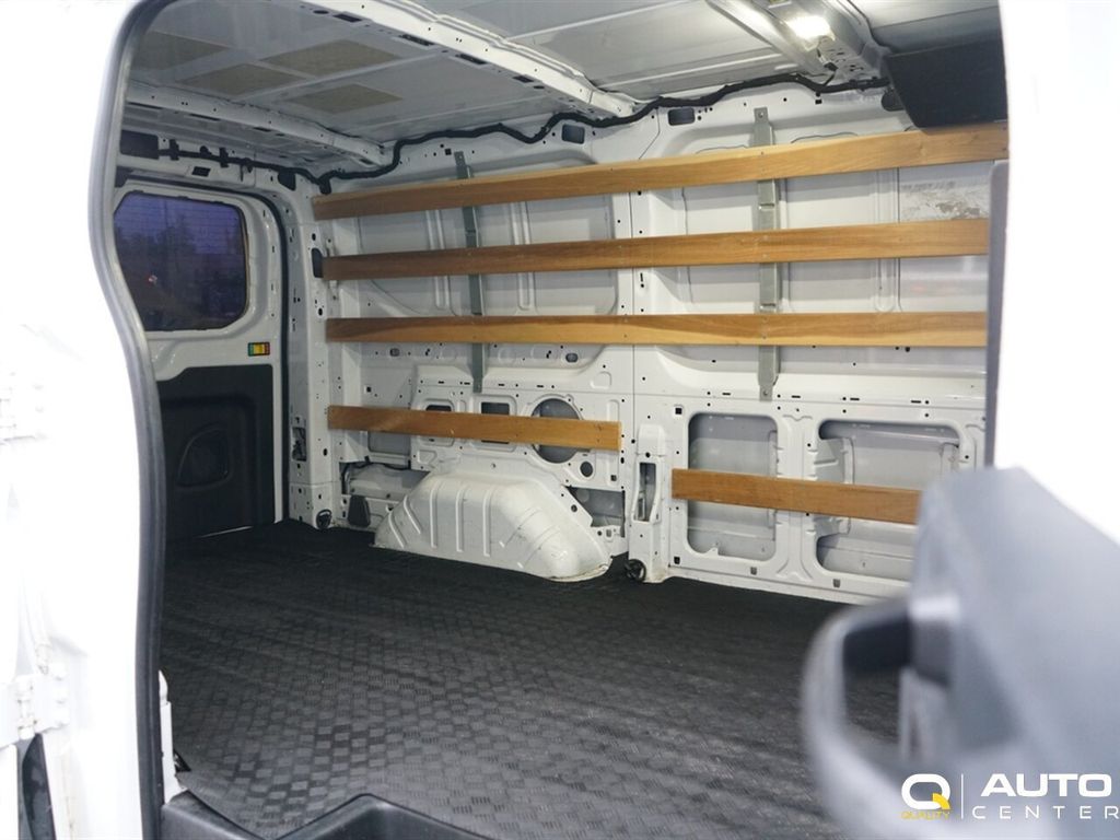 2023 Ford Transit Cargo Van T-250 130" Low Rf 9070 GVWR AWD - 22944638 - 5