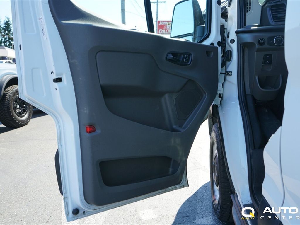 2023 Ford Transit Cargo Van T-250 130" Med Rf 9070 GVWR RWD - 22894757 - 8