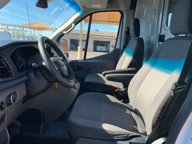 2023 Ford Transit Cargo Van T-250 130" Med Rf 9070 GVWR RWD 1-Owner - 22972645 - 24