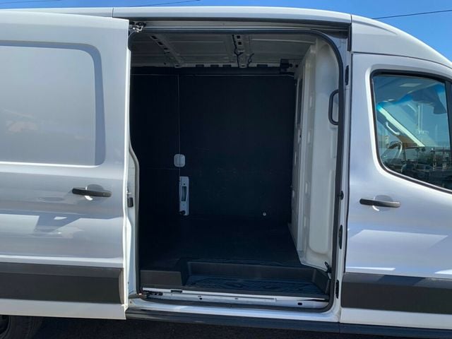 2023 Ford Transit Cargo Van T-250 130" Med Rf 9070 GVWR RWD 1-Owner - 22972645 - 2