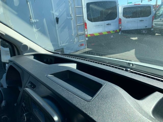 2023 Ford Transit Cargo Van T-250 130" Med Rf 9070 GVWR RWD 1-Owner - 22972645 - 32