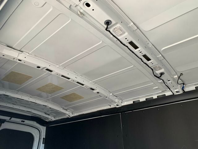 2023 Ford Transit Cargo Van T-250 130" Med Rf 9070 GVWR RWD 1-Owner - 22972645 - 7
