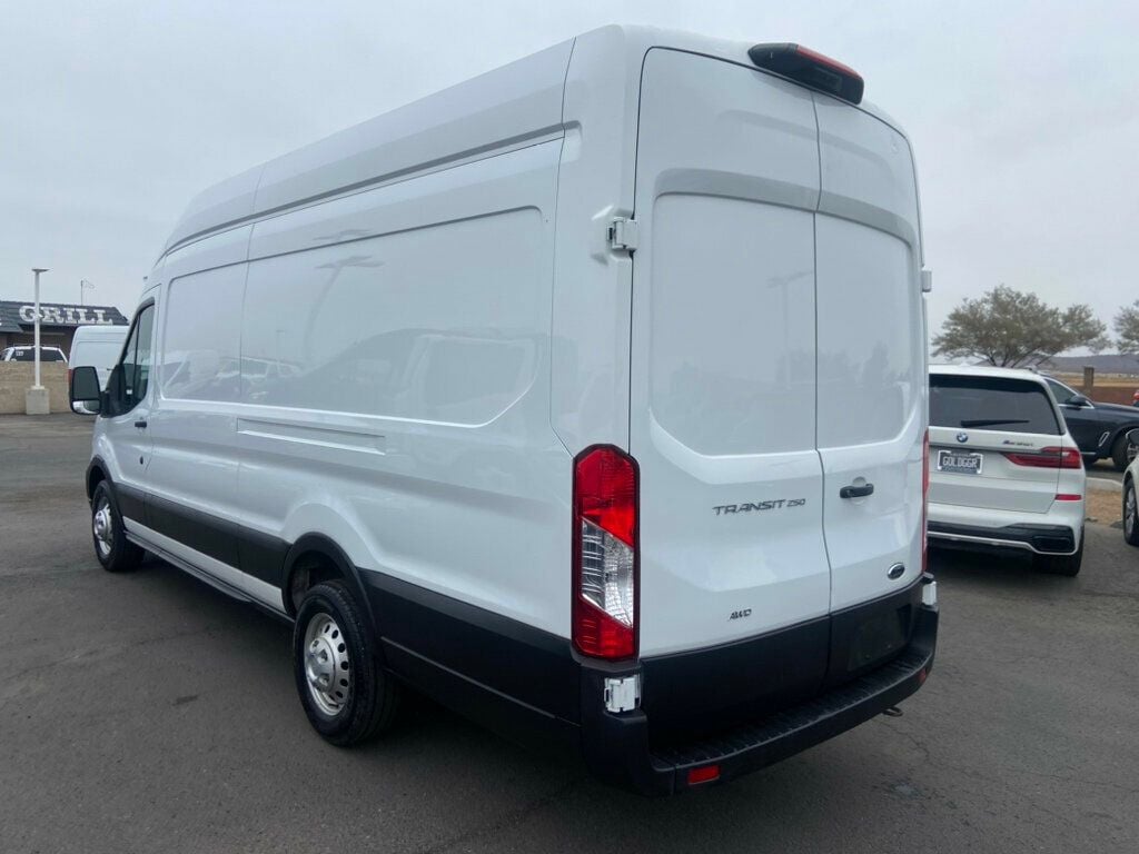 2023 Ford Transit Cargo Van T-250 148" EL Hi Rf 9070 GVWR AWD - 22774242 - 3