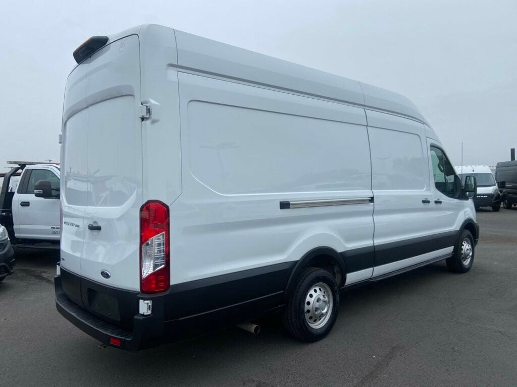 2023 Ford Transit Cargo Van T-250 148" EL Hi Rf 9070 GVWR AWD - 22774242 - 5