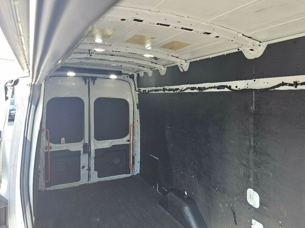 2023 Ford Transit Cargo Van T-250 148" EL Hi Rf 9070 GVWR RWD - 22984423 - 8