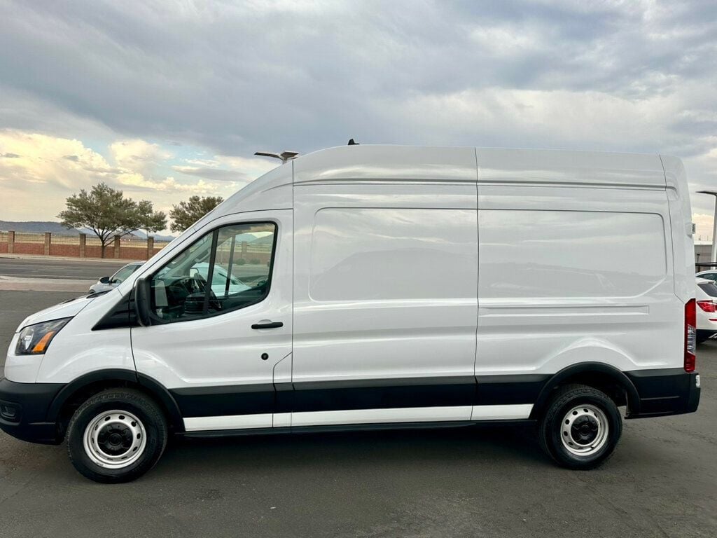 2023 Ford Transit Cargo Van T-250 148" Hi Rf 9070 GVWR RWD - 22480945 - 1