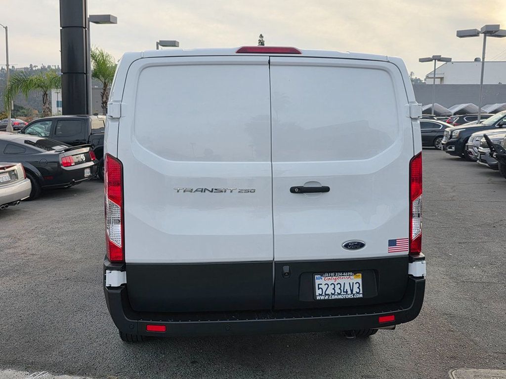 2023 Ford Transit Cargo Van T-250 RWD Low Roof - 22963459 - 7