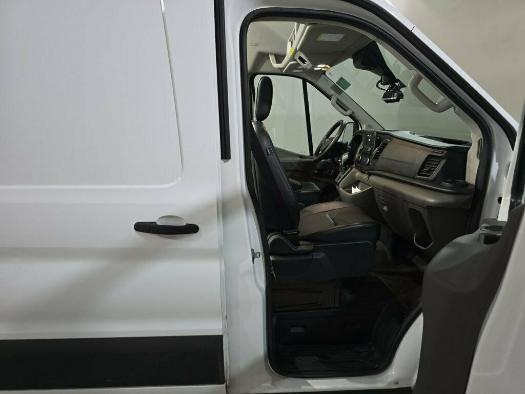 2023 Ford Transit Cargo Van photo 9