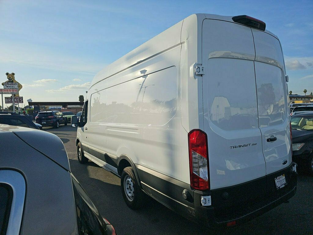 2023 Ford Transit Cargo Van photo 5