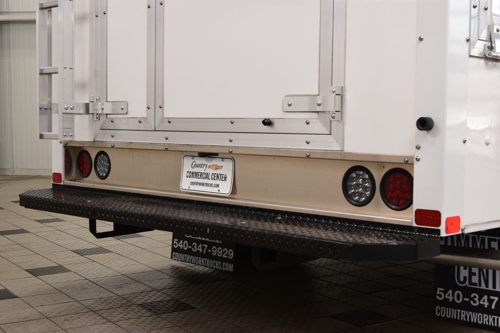 2023 Ford Transit Cutaway T350HD * 3.5 V6 * DEJANA WORKPORT * STILL LIKE NEW! - 23002799 - 12