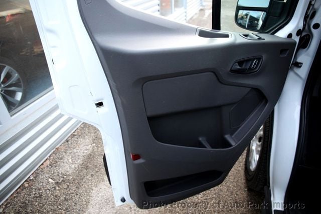 2023 Ford Transit Passenger Wagon T-350 148" Low Roof XLT RWD - 22955299 - 40