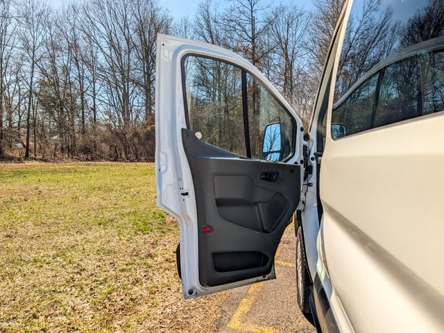 2023 Ford Transit Passenger Wagon T-350 148" Low Roof XLT RWD - 23002735 - 11