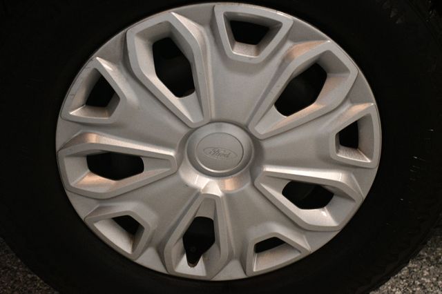 2023 Ford Transit Passenger Wagon T-350 148" Low Roof XLT RWD - 23005637 - 19