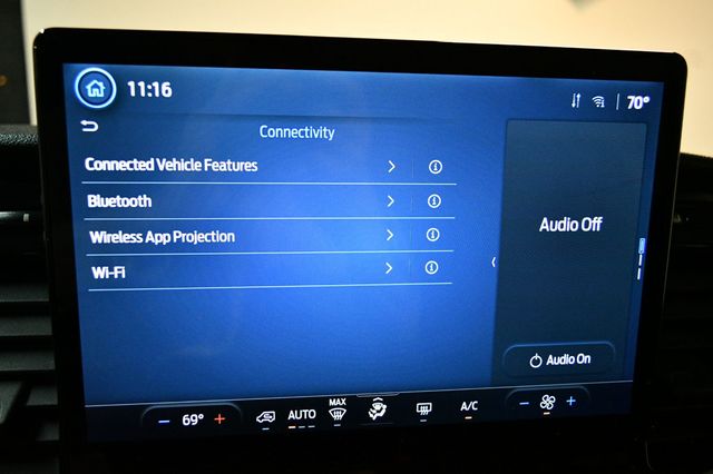 2023 Ford Transit Passenger Wagon T-350 148" Low Roof XLT RWD - 23005637 - 52