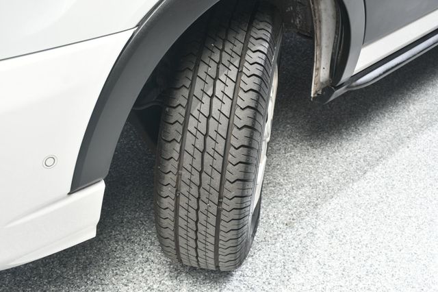 2023 Ford Transit Passenger Wagon T-350 148" Low Roof XLT RWD - 23005637 - 75