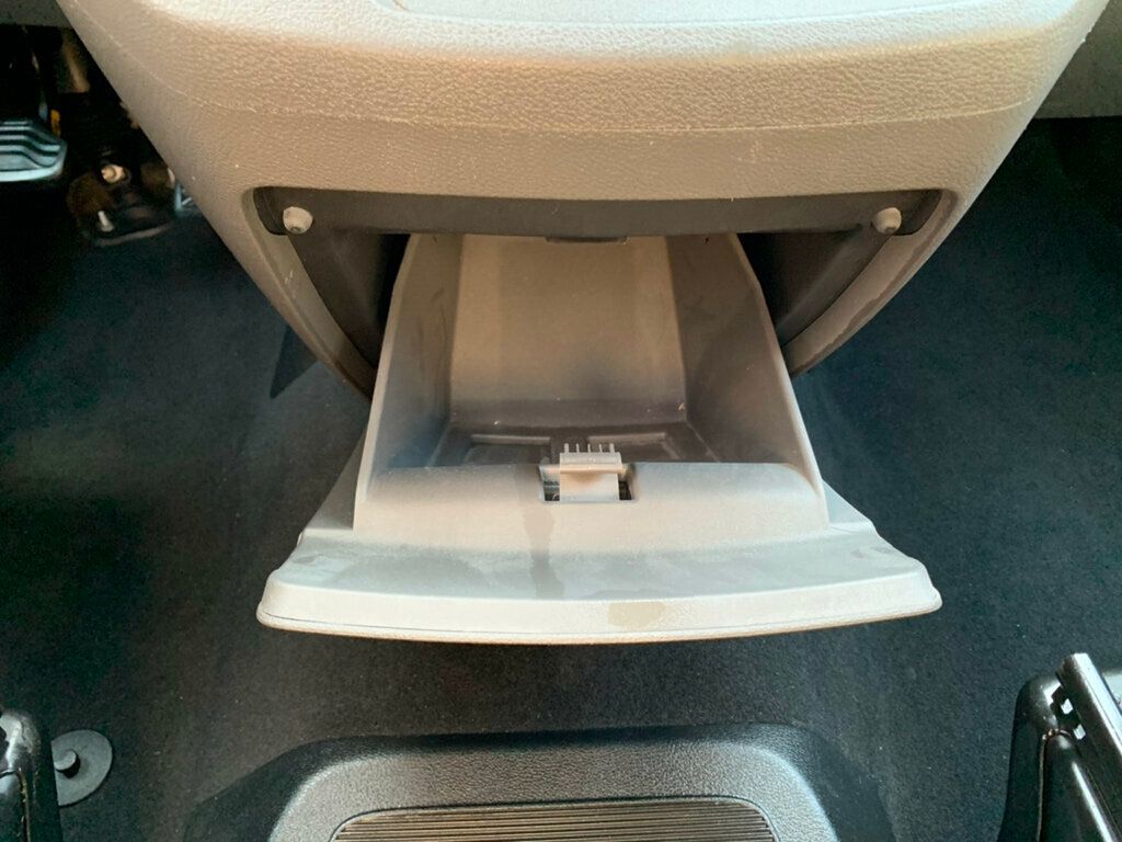 2023 Ford Transit Passenger Wagon T-350 148" Low Roof XLT RWD 1-Owner - 22961557 - 46