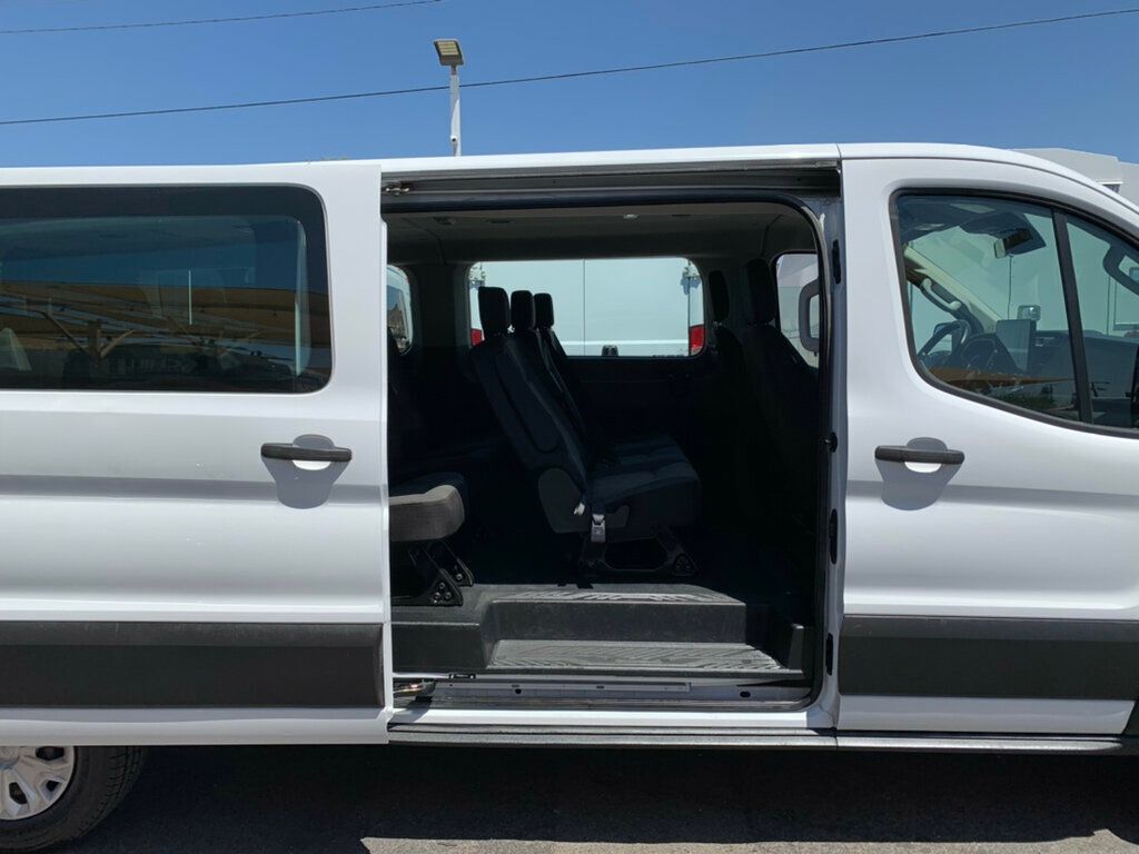 2023 Ford Transit Passenger Wagon T-350 148" Low Roof XLT RWD 1-owner - 23027711 - 3