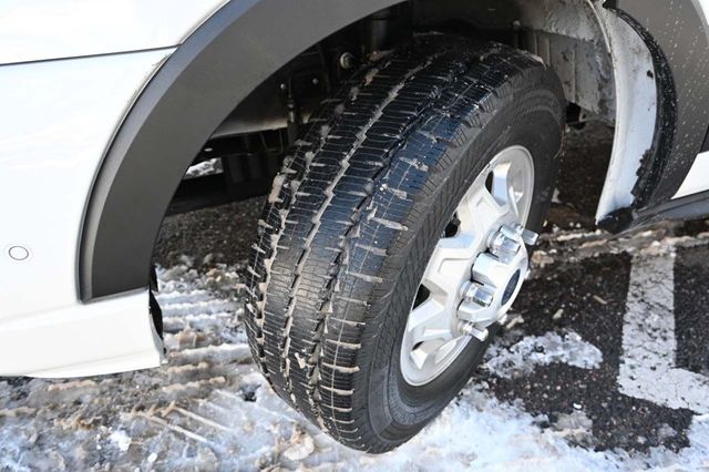 2023 Ford Transit Passenger Wagon T-350 148" Med Roof XLT AWD - 22944621 - 10