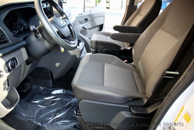 2023 Ford Transit Passenger Wagon T-350 148" Med Roof XLT RWD - 23017594 - 25