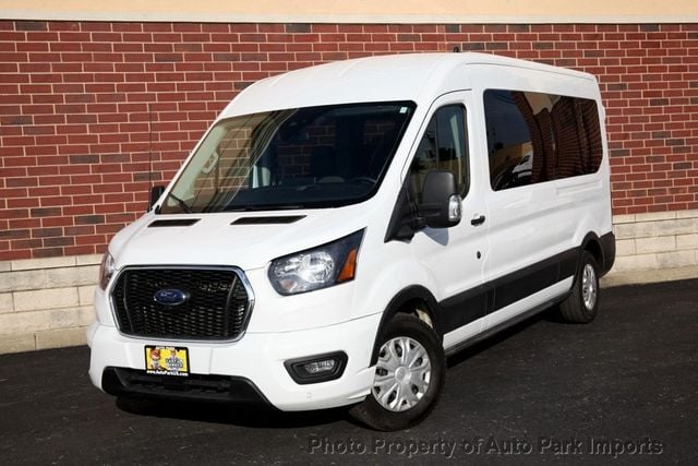 2023 Ford Transit Passenger Wagon T-350 148" Med Roof XLT RWD - 23017594 - 2