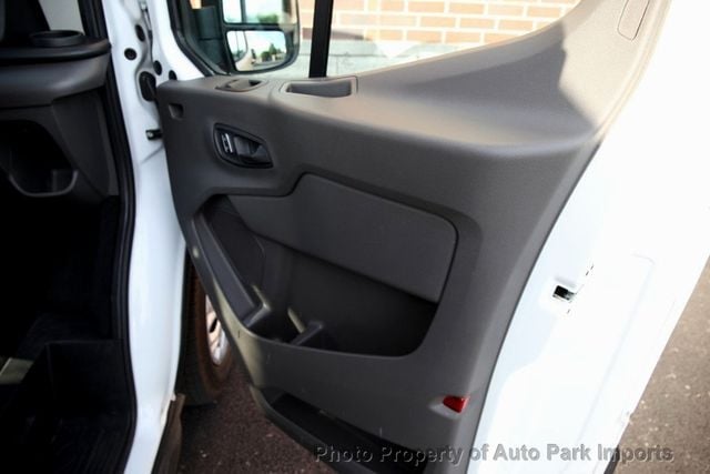 2023 Ford Transit Passenger Wagon T-350 148" Med Roof XLT RWD - 23017594 - 44