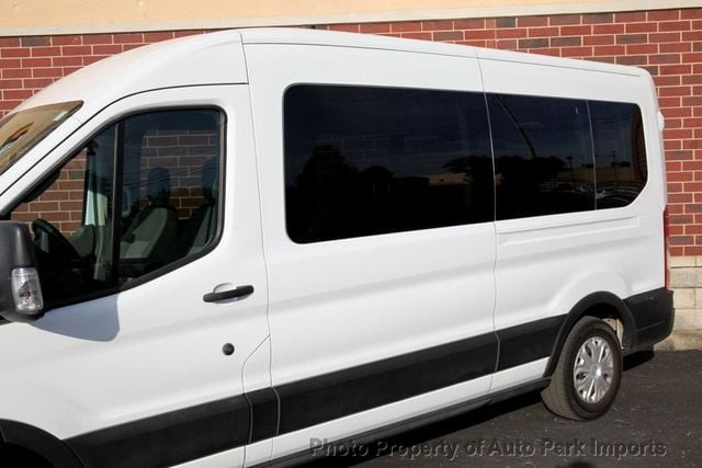 2023 Ford Transit Passenger Wagon T-350 148" Med Roof XLT RWD - 23017594 - 4