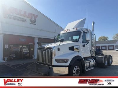 2023 Freightliner 49X
