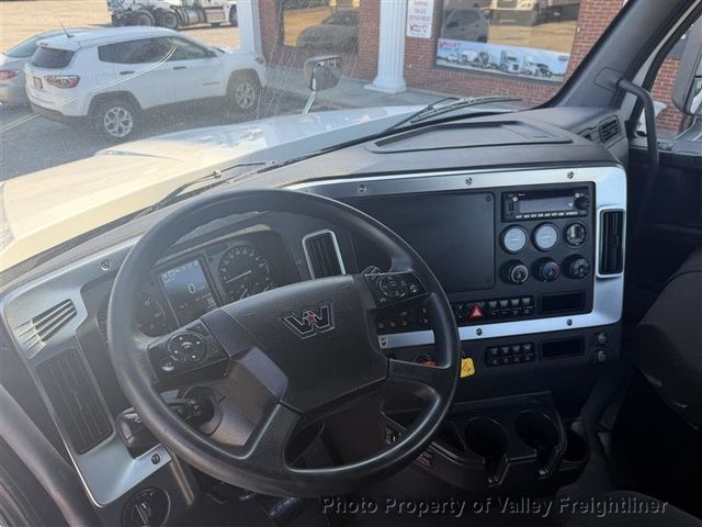 2023 Freightliner 49X  - 23098931 - 9