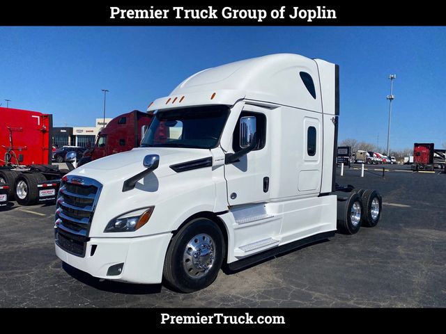 used-2023-freightliner-