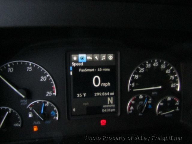 2023 Freightliner Cascadia 126  - 22963396 - 12