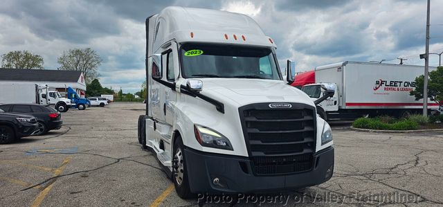 2023 Freightliner Cascadia 126  - 23026467 - 3