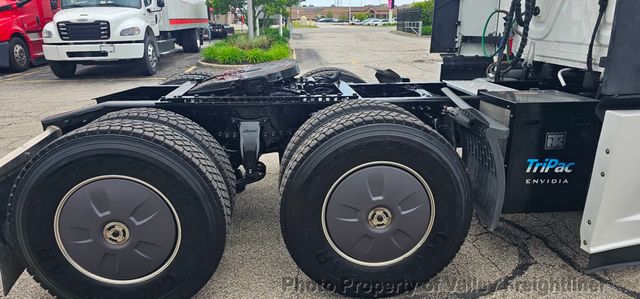 2023 Freightliner Cascadia 126  - 23026467 - 6