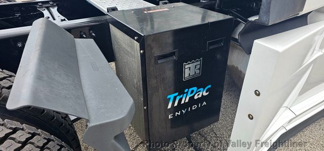 2023 Freightliner Cascadia 126  - 23026467 - 7